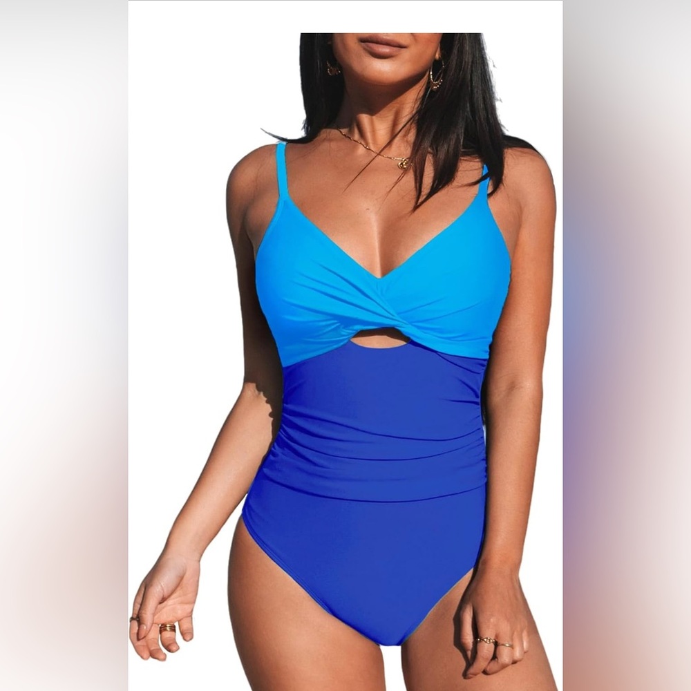 Cupshe One Piece Blue Twist Front Ruched Swimsuit